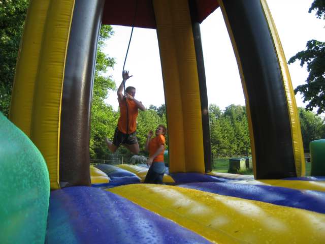 6KAMP 2006 Dorpshuis Vierhouten (Oranje/ijsvereniging)